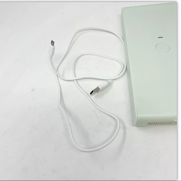 TECH CANDY Clean Slate UV Sanitizing Bed - Picture 6 of 12